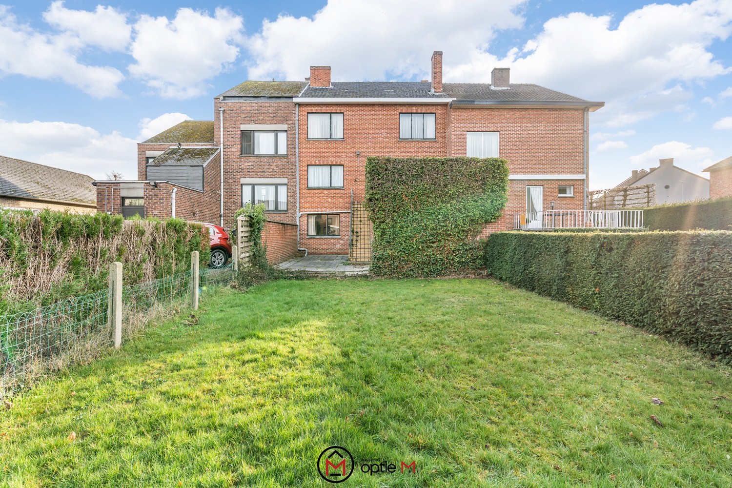 Karaktervolle woning met tuin te koop in centrum Bilzen - foto 2