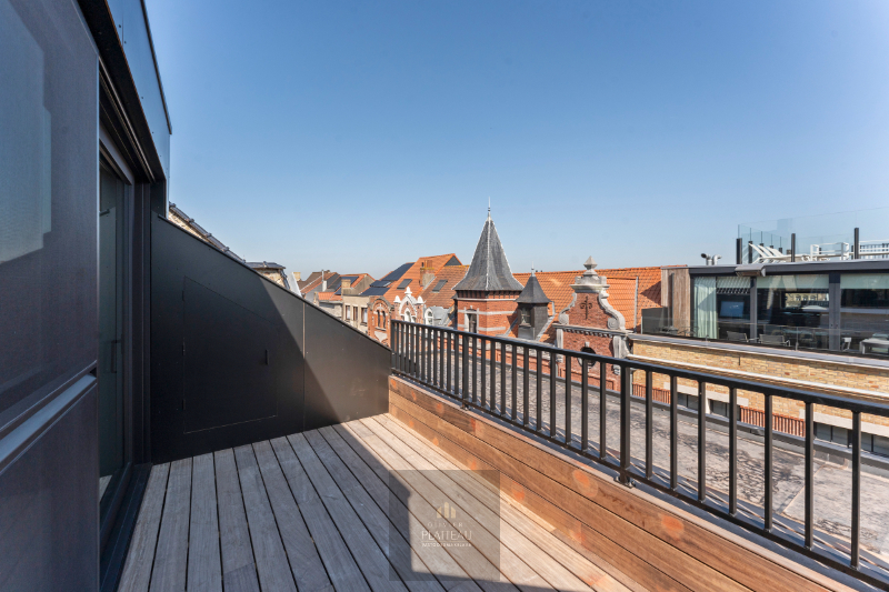 A luxurious, 106m² penthouse flat, ready to move into, with a parking space in a prime location near Nieuwpoort’s market square. - photo 4