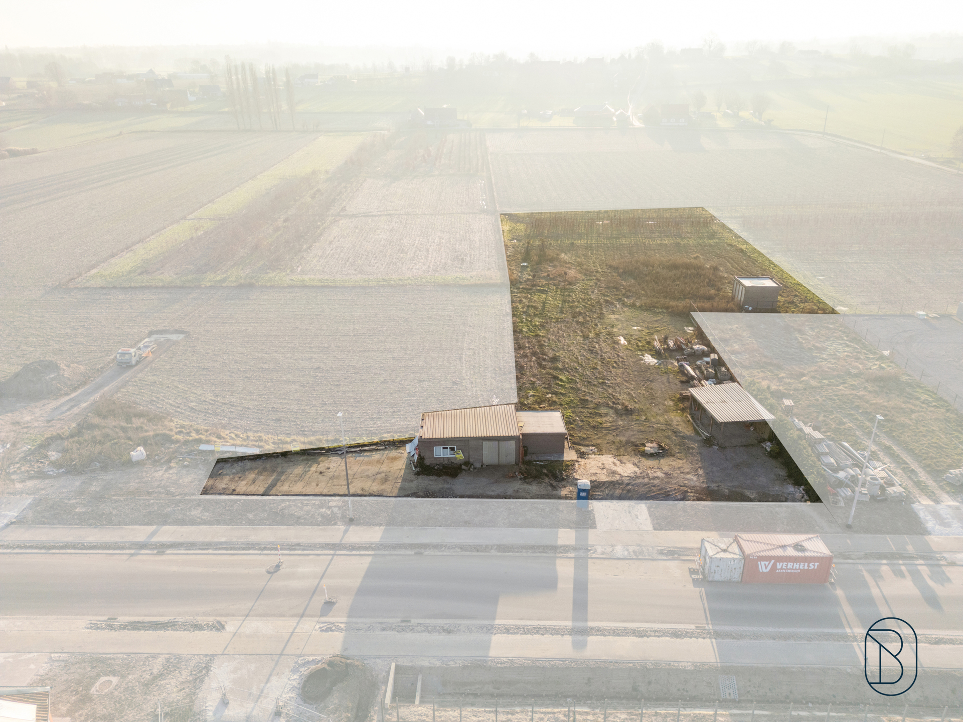 Prachtig gelegen bouwgrond met veel potentieel (loods + woonst) - foto 4