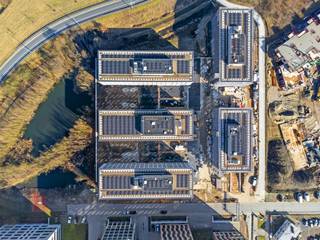 Deze kantoorruimte van 952 m² bevindt zich op de eerste verdieping en maakt deel uit van het hoogwaardig kantorencomplex "Atmos", bestaande uit...