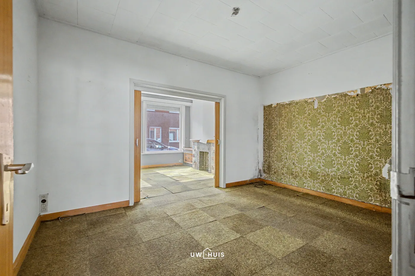 Ruime woning met 3 slaapkamers, garage en tuin – renovatieproject in centrum De Klinge - foto 3