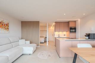 Studio magnifiquement rénové à vendre dans la résidence Ysara II, Nieuwpoort-Bad, Franslaan 132. Le studio est idéalement situé à proximité du...