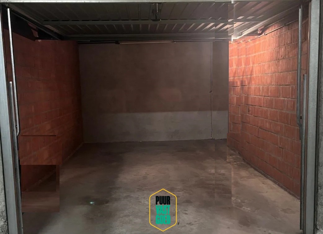 Garage for sale in Bruges - photo 2