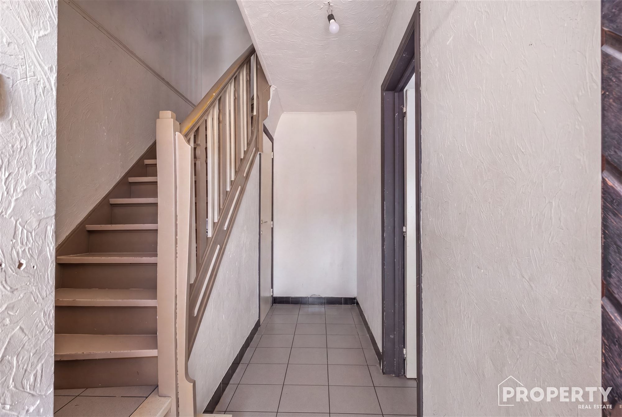 Woning met (dubbele) garage te koop in Harelbeke! - foto 4