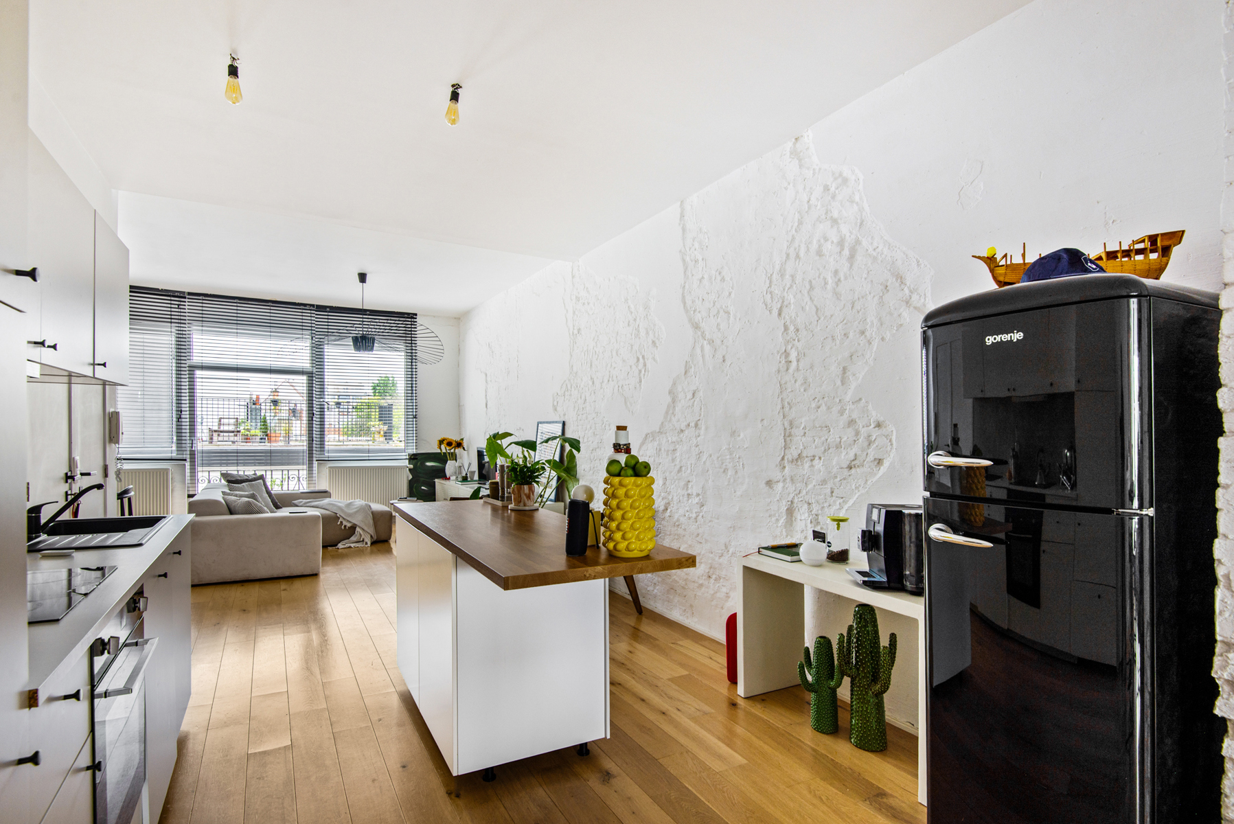 Ruim en luxueus appartement met 2 kamers - foto 4