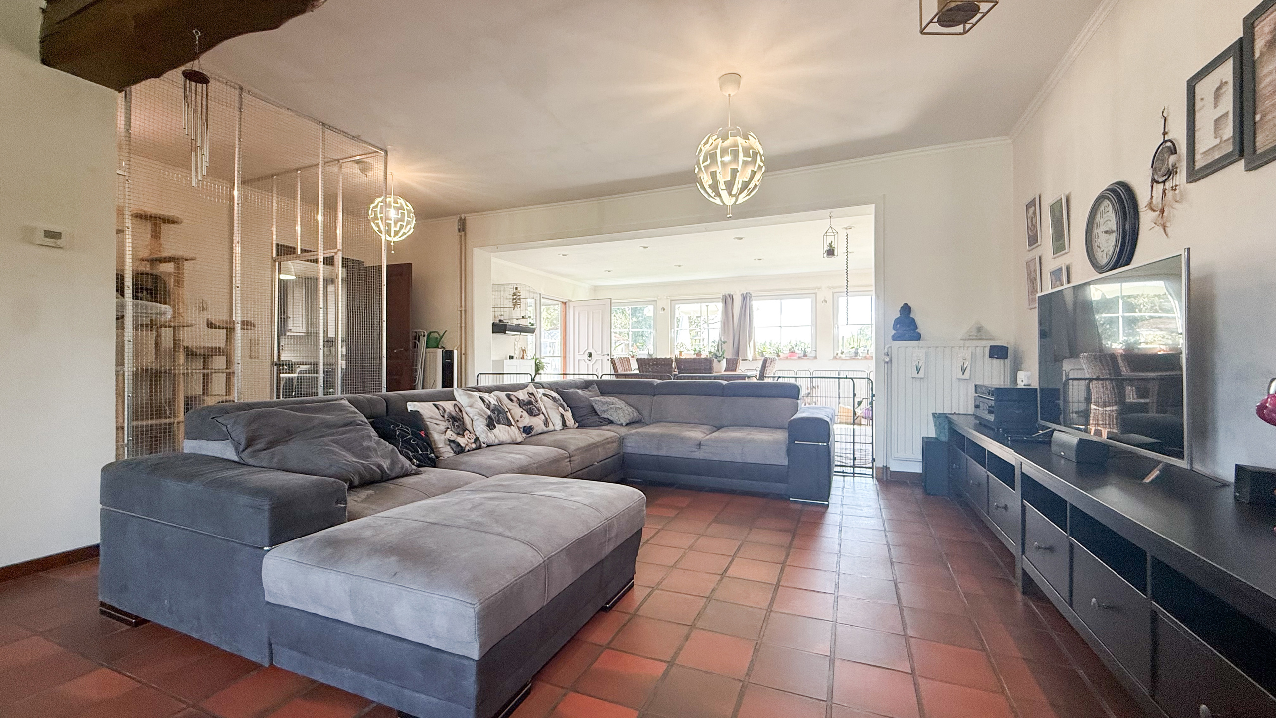 Landelijke woning met 6 slpks op perceel van 36a 70ca! - foto 4