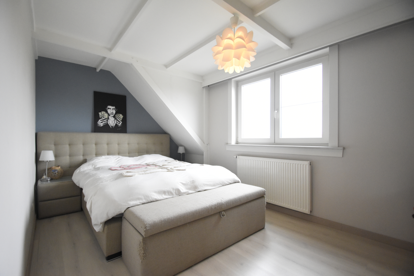 Ruime woning met 3 slaapkamers, garage en tuin - photo 4