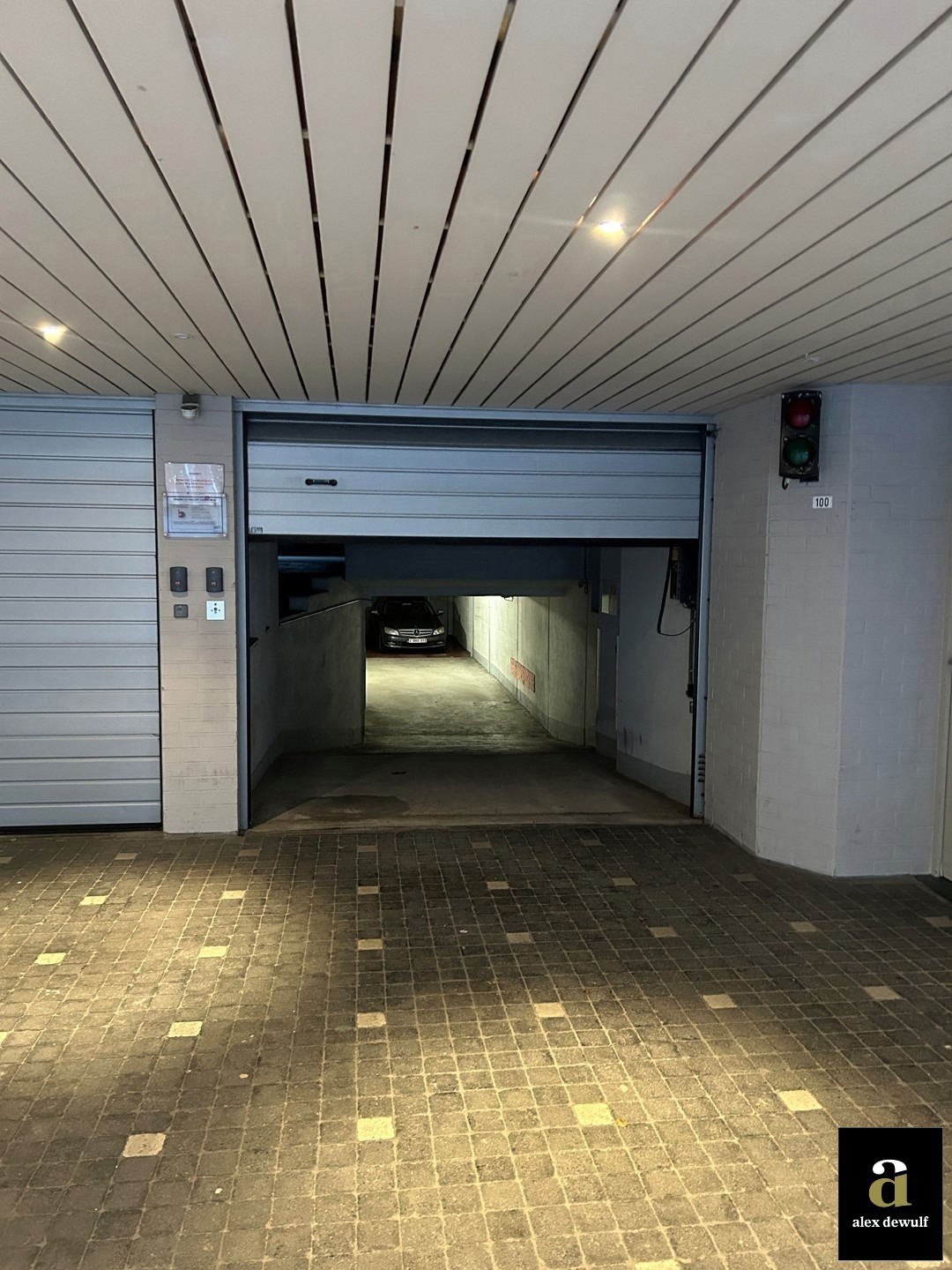 Garage for sale in Knokke-Heist - photo 3
