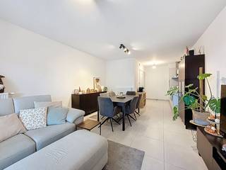 Prachtig, lichtrijk tweeslaapkamer appartement te huur met autostaanplaats en gemeenschappelijke fietsenberging in residentie 'Galerij I' op...