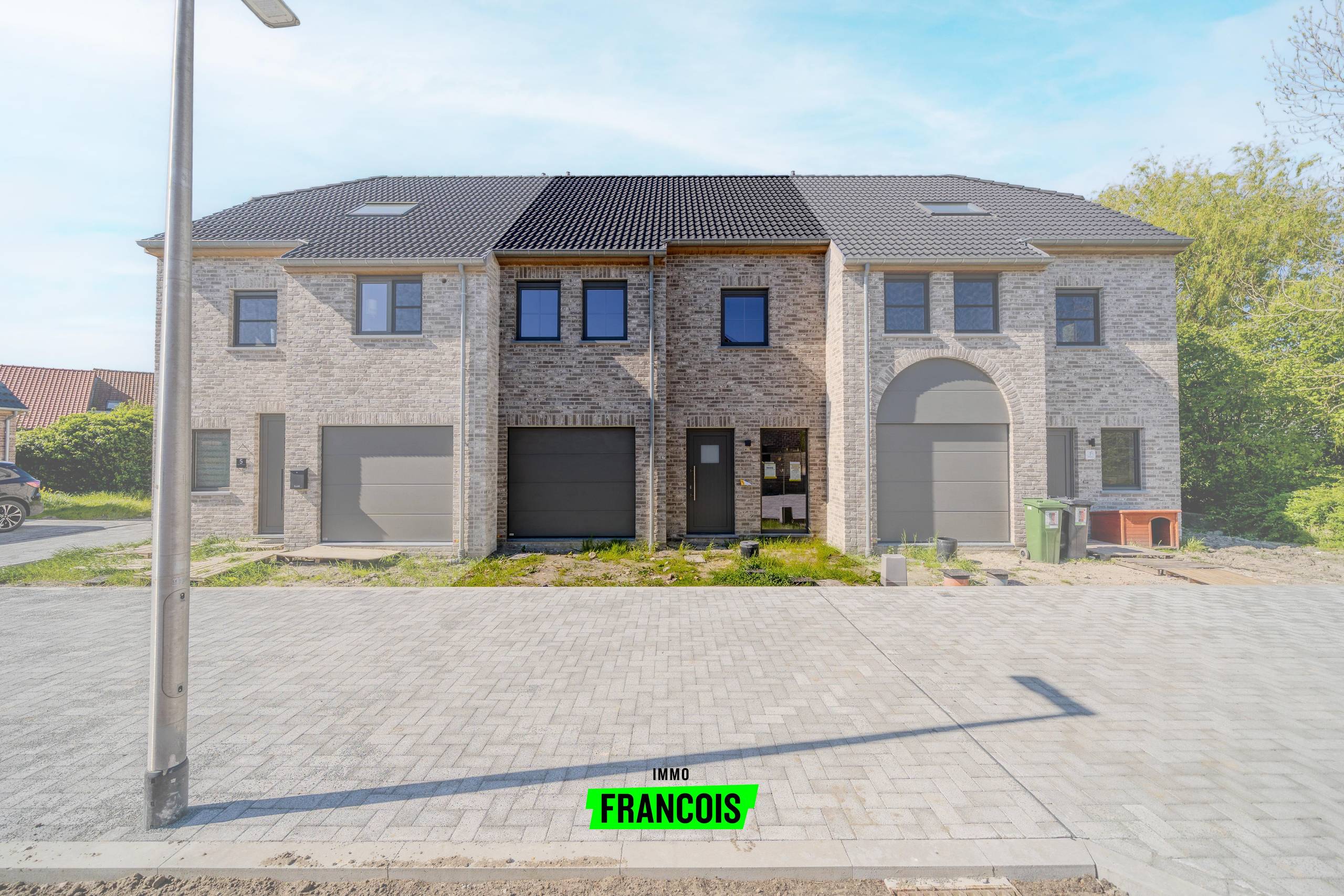 House for sale in Diksmuide with 3 bedrooms - photo 1