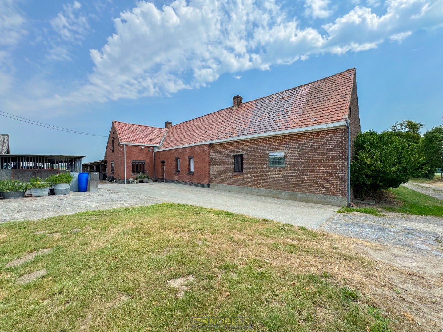 Te koop, uiterst rustig gelegen vierkantshoeve op 4 hectare te Maarkedal - foto 4