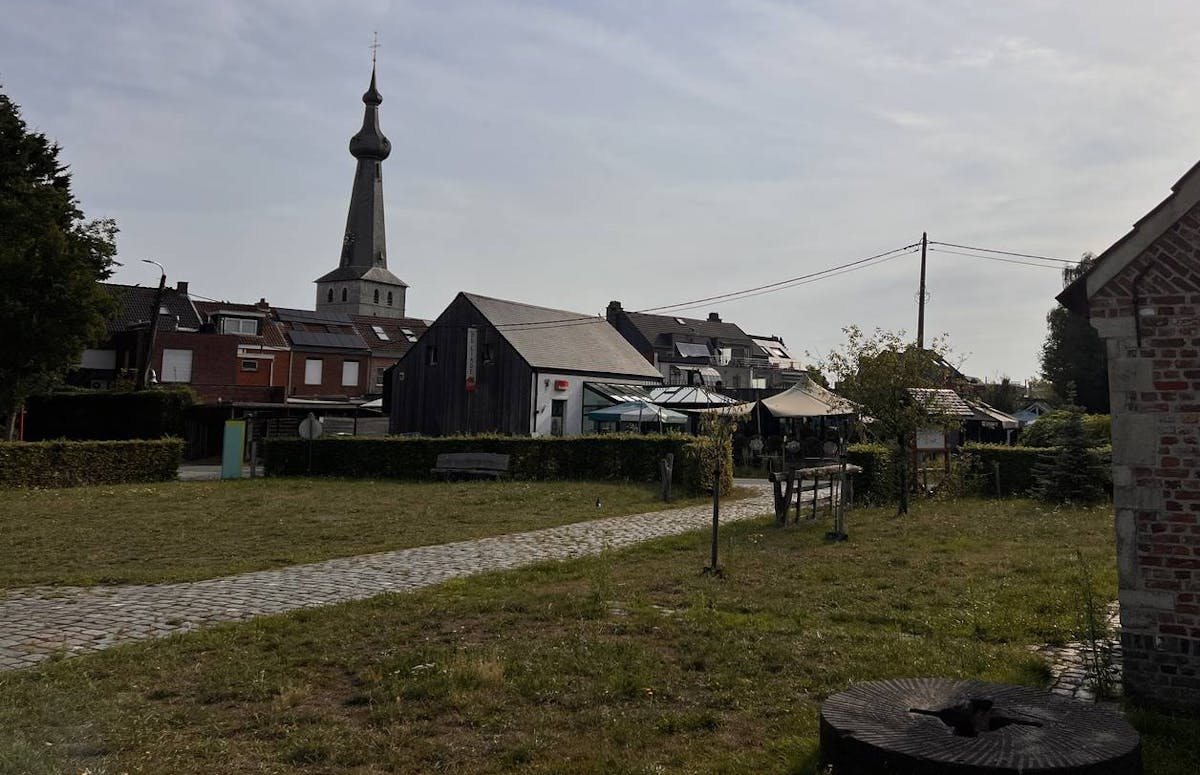 Bâtiment commercial spacieux avec une belle salle de fête au moulin à vent d'Oelegem ! - photo 3