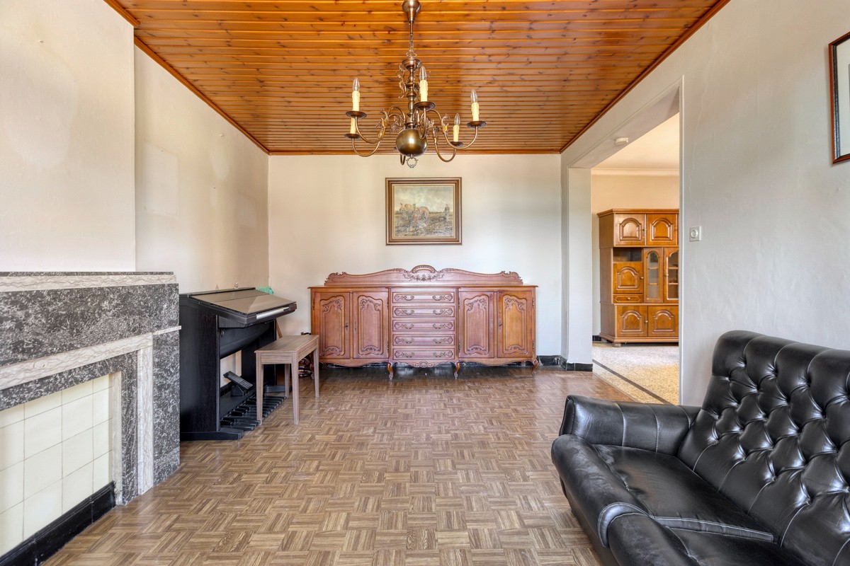 Te renoveren woning met veel potentieel op rustige ligging - photo 4