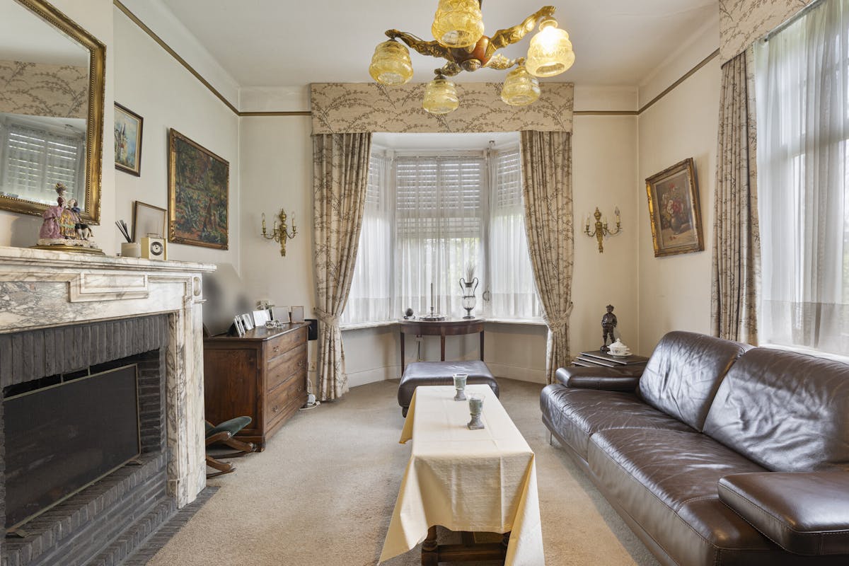 Karaktervolle herenwoning uit 1914 op uitzonderlijk perceel - foto 5