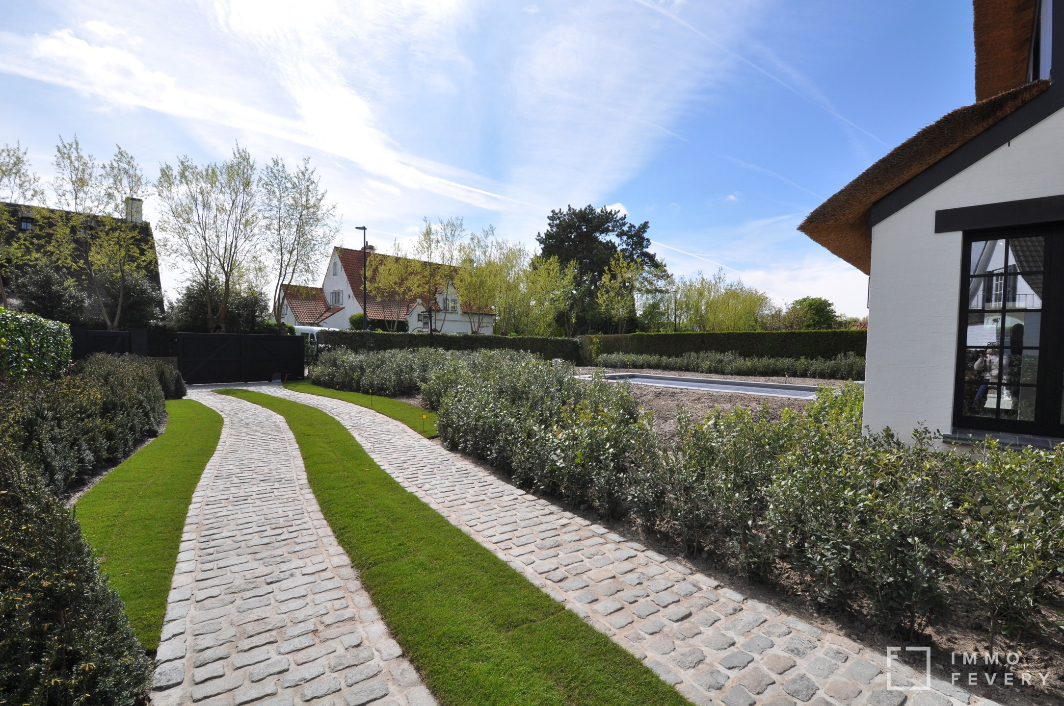 Zeer luxueus gerenoveerde villa aan de rand van het Zoute! - foto 2