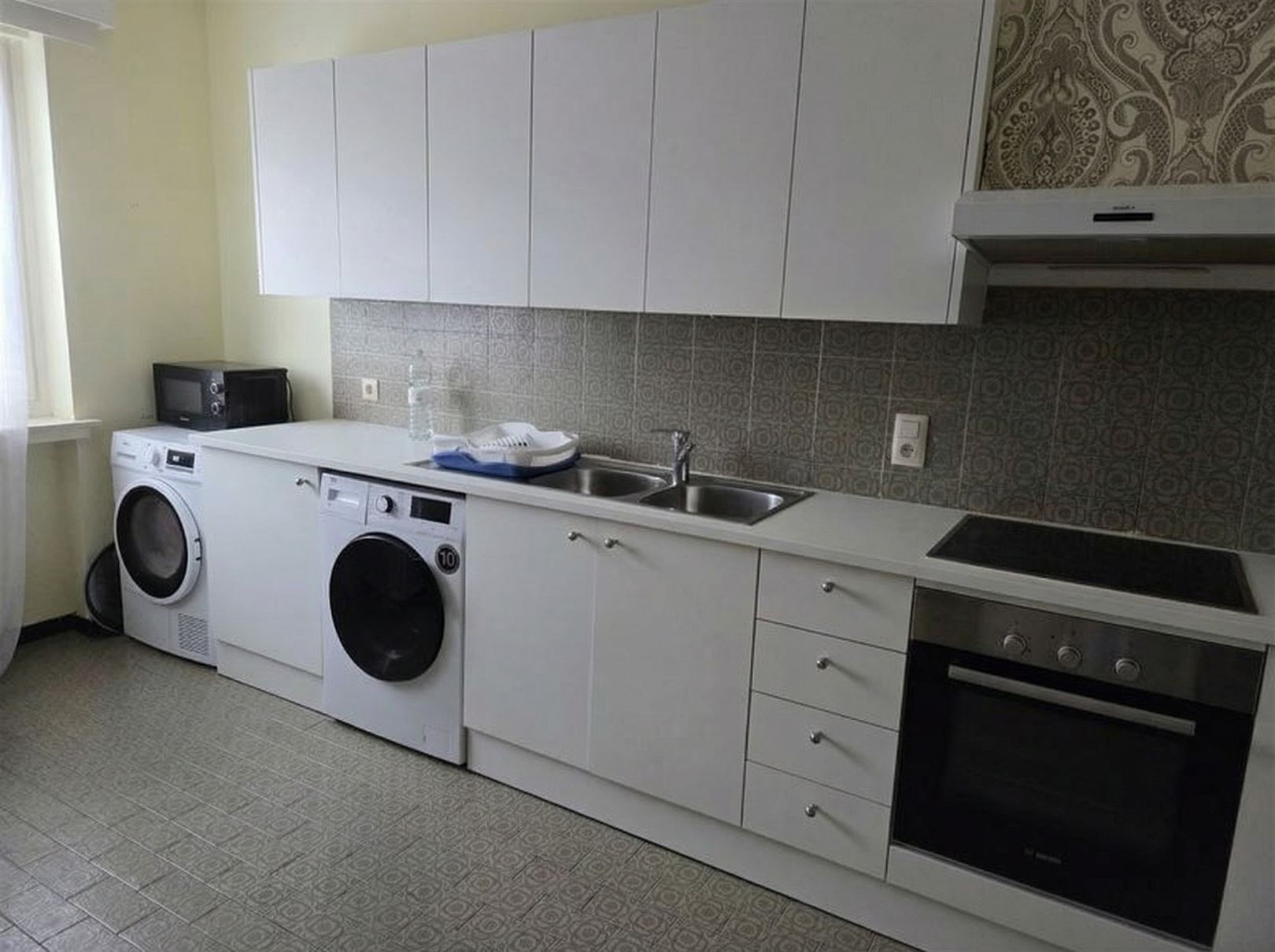 2-slaapkamerappartement te huur nabij het stadscentrum. - foto 4