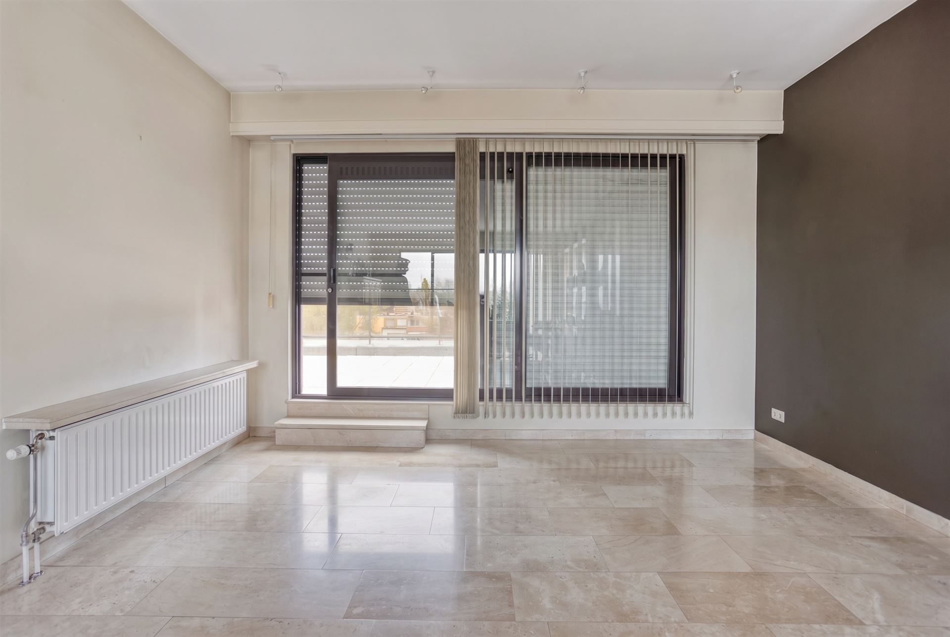 Dakappartement met 2 terrassen en dubbele garagebox - foto 4