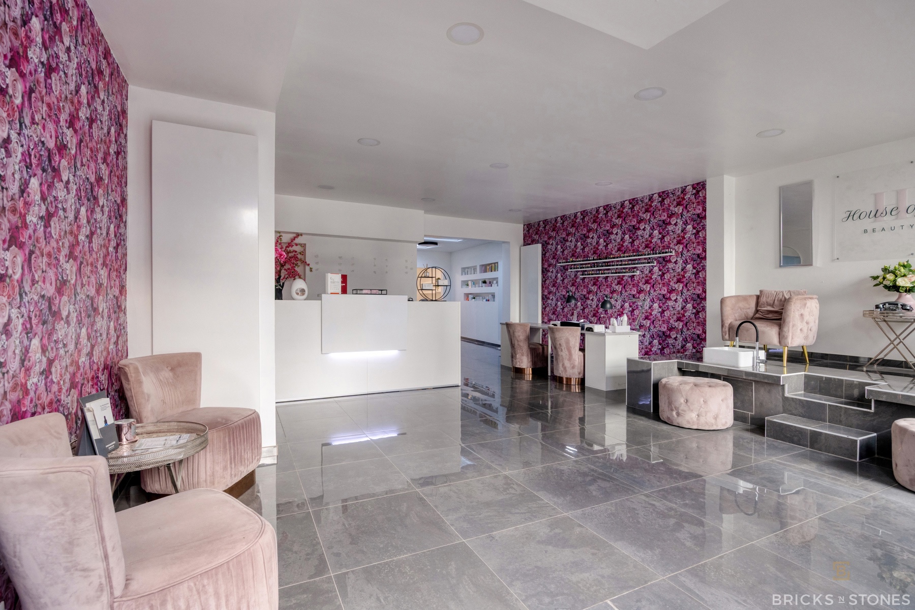 Mooie handelspand op het gelijkvloerse in het centrum! - foto 2