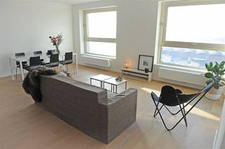 Prachtig appartement (CA 100m2) met ruim terras, gelegen in de hippe en trendy buurt nabij het MAS, 't Eilandje! "Residentie Westkaai" is...