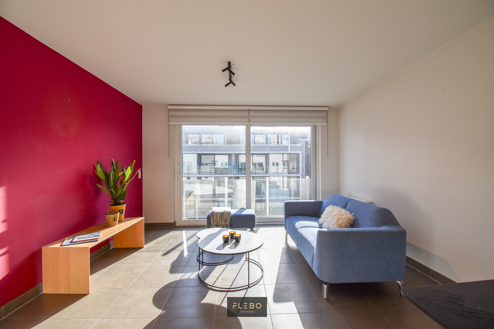 Modern en ruim appartement met terras nabij de Zeedijk - foto 3