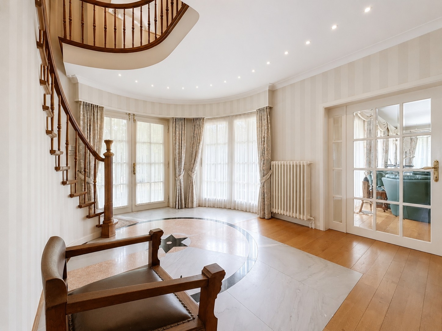 Karaktervolle villa in residentiële villa-wijk Simli - foto 3