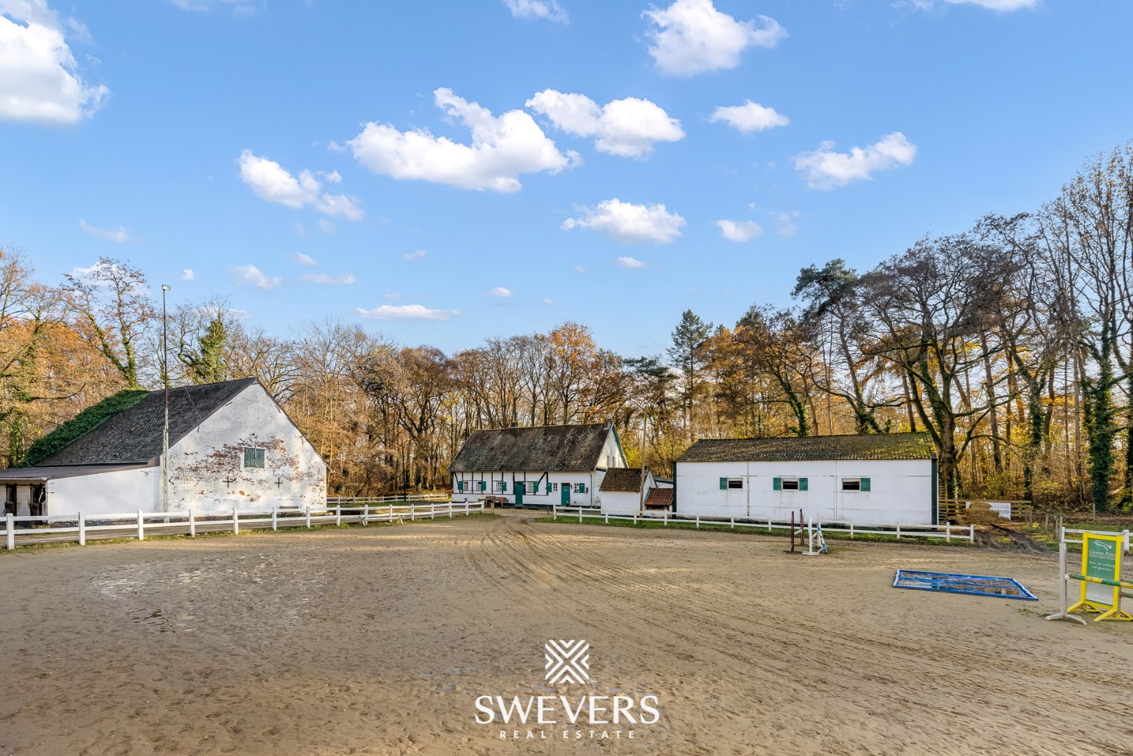Uitzonderlijk vastgoed op 5ha 68a 41ca op toplocatie - foto 1
