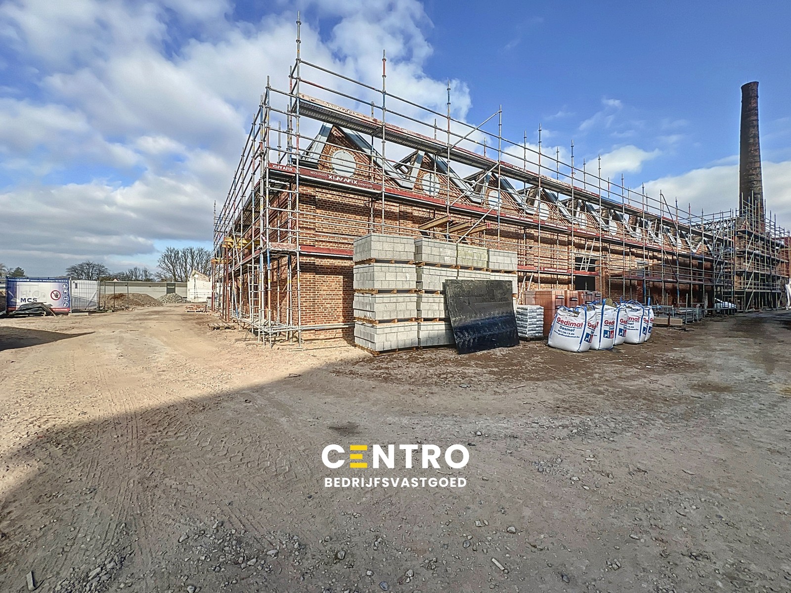 Kantoorgebouw van ± 400m², oplevering VOLLEDIG GERENOVEERD - CASCO in project WALLE te Kortrijk. - foto 1