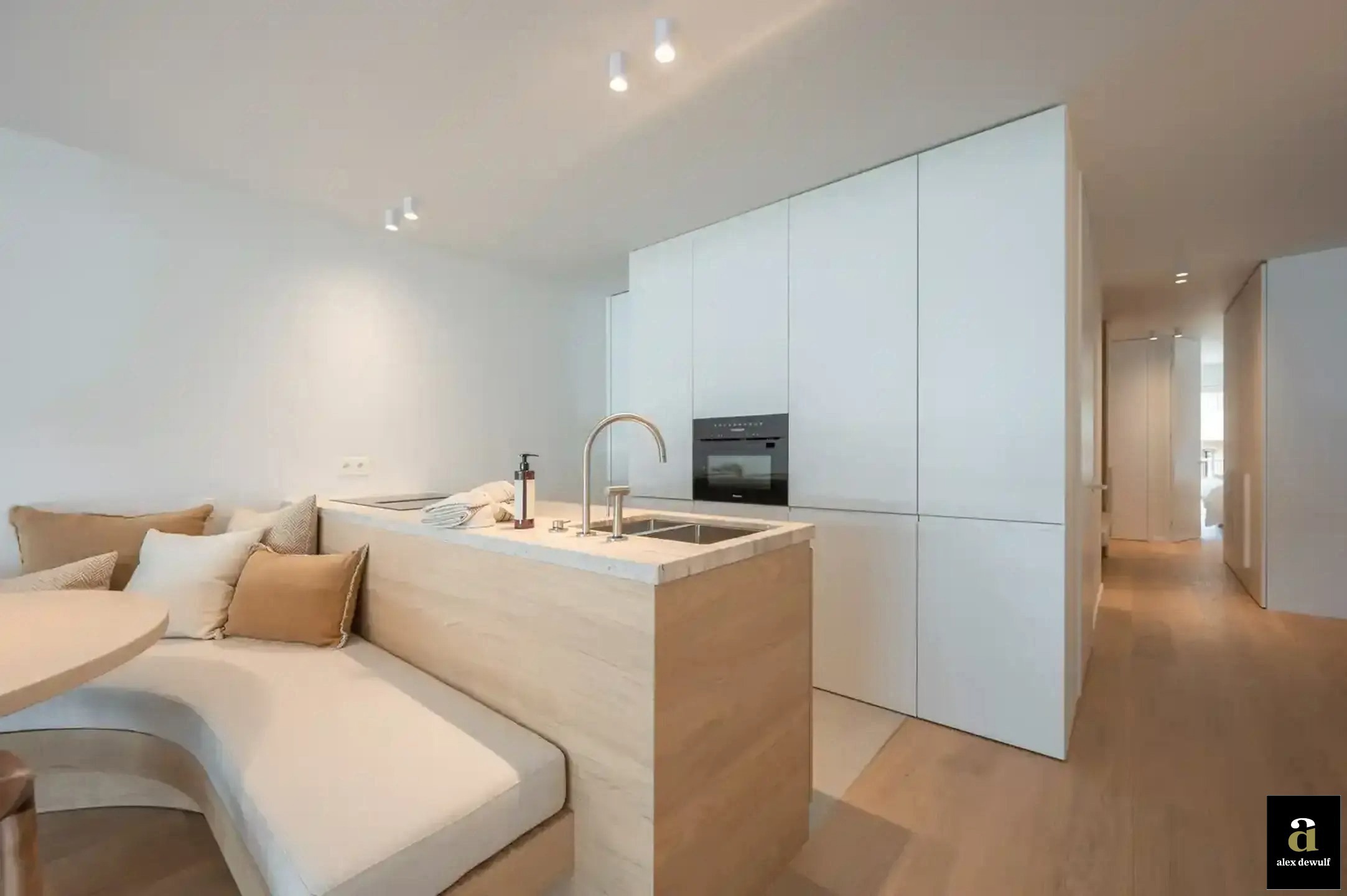 Mooi appartement met 3 slaapkamers op de Kustlaan te Zoute - foto 2