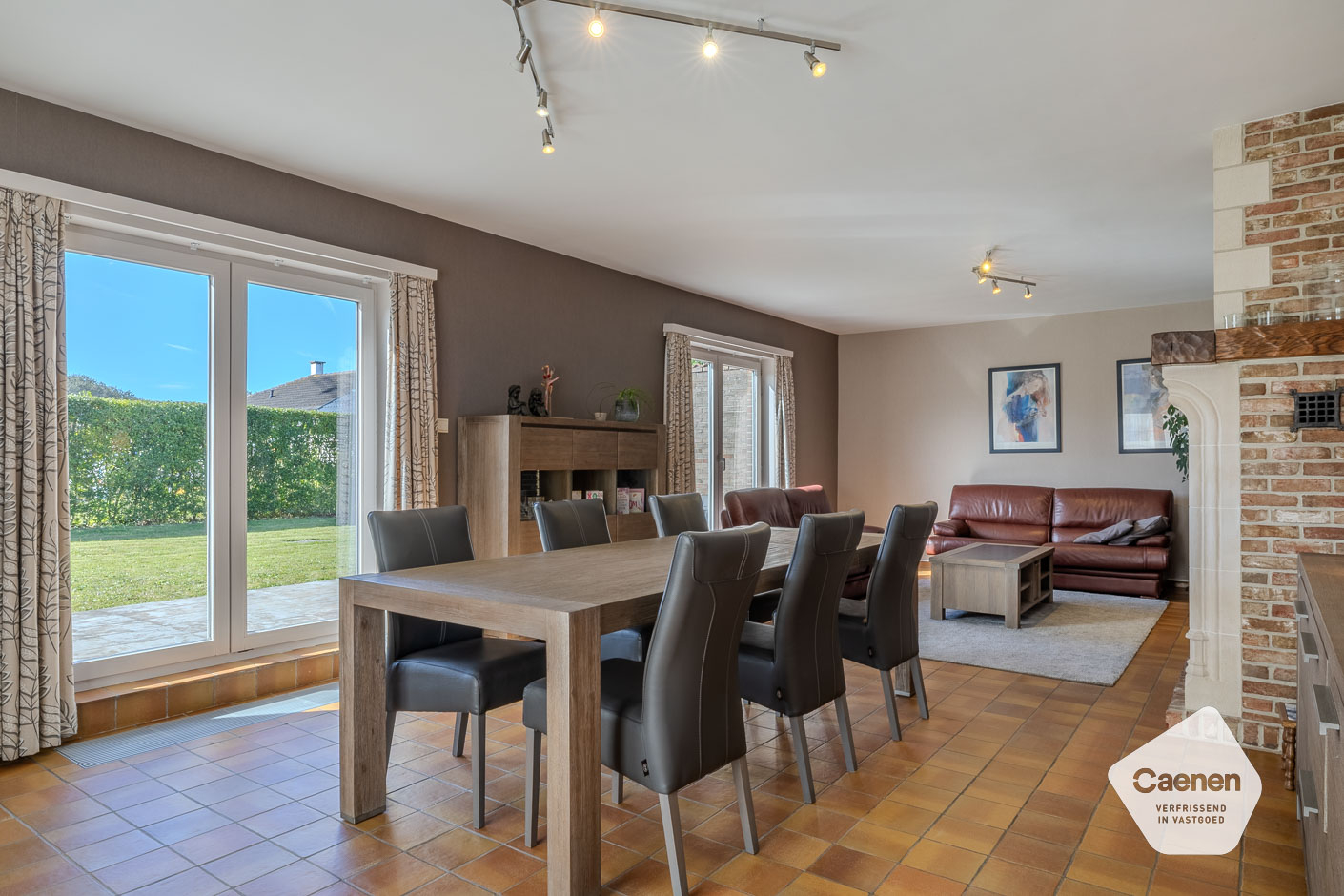 Villa met 4 slaapkamers en zonnige tuin - photo 4