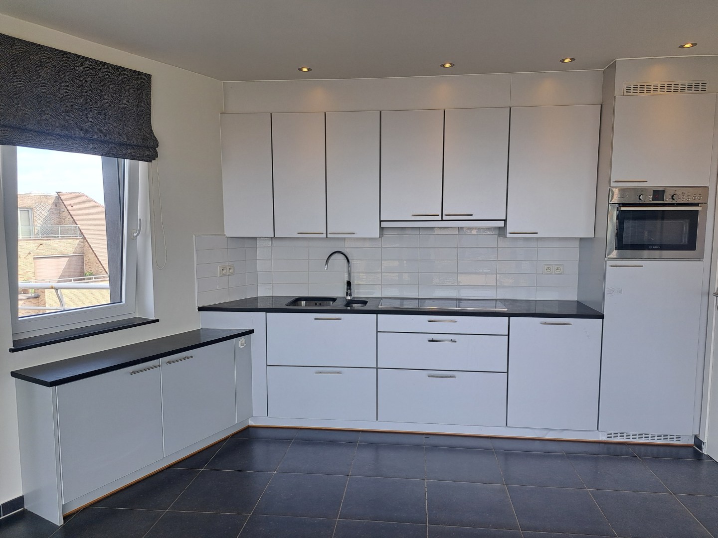 Apartment for rent in Koksijde with 3 bedrooms - photo 4