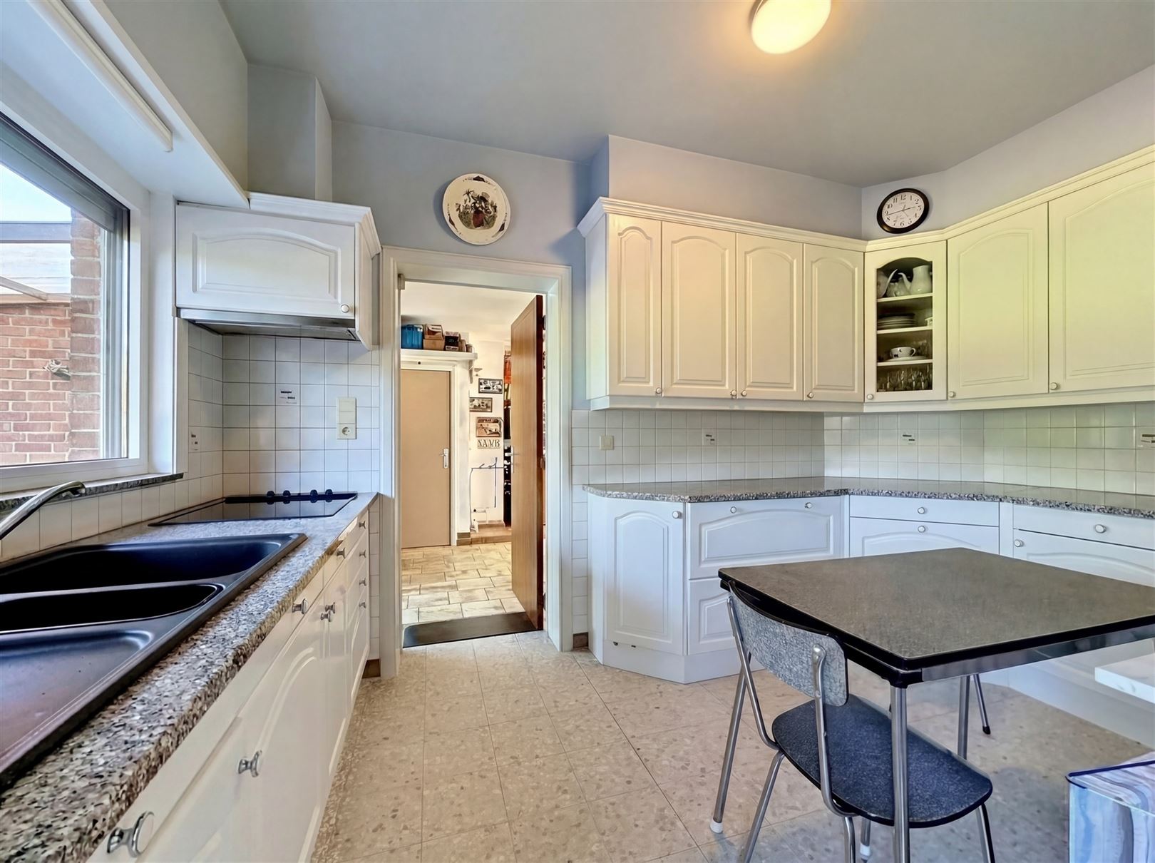 Maison à vendre à Saint-Nicolas avec 4 chambres - photo 4