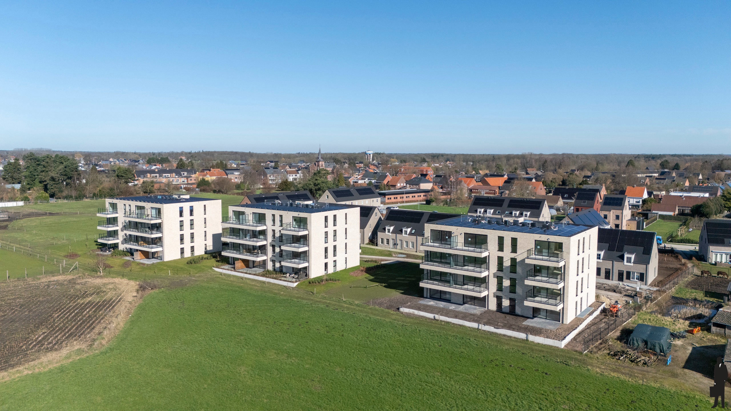 Gelijkvloers nieuwbouwappartement met riant terras - foto 1
