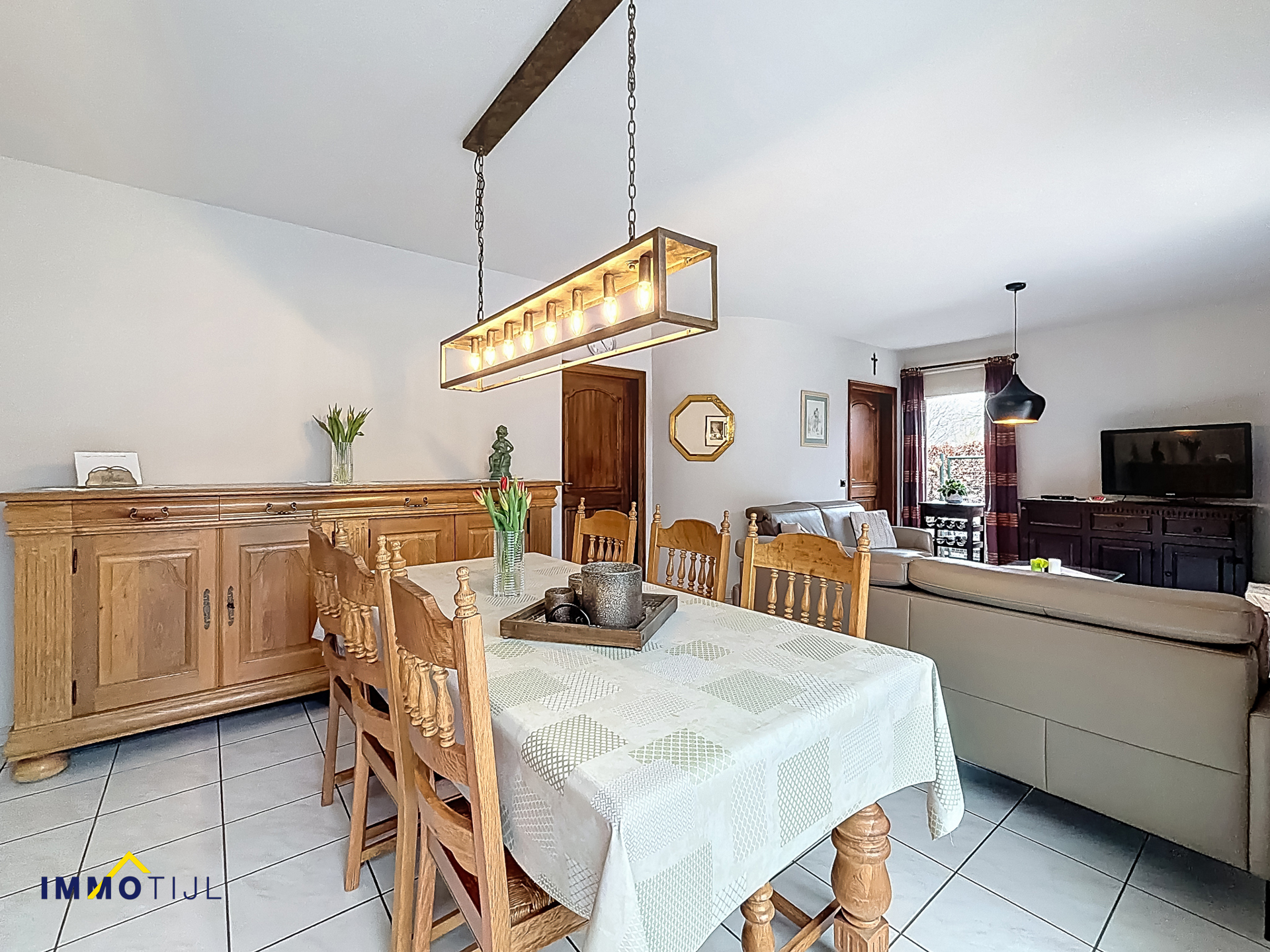 Gezinswoning met garage en veranda op topligging! - foto 3