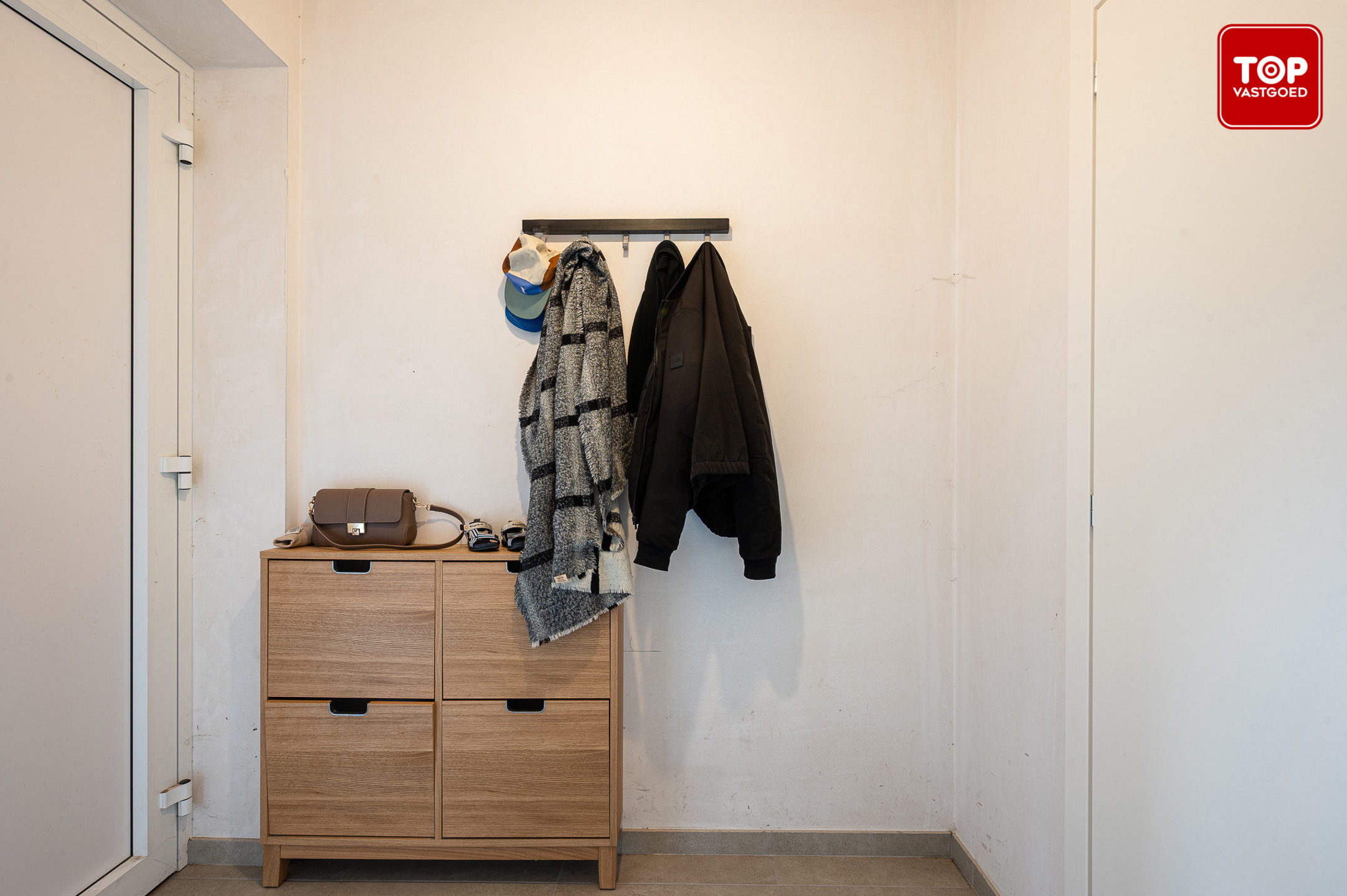 Nieuwbouwwoning met 3 slaapkamers in Evergem - foto 2