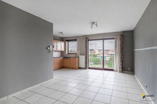 Instapklaar appartement (75 m²) met 2 slaapkamers en terras (5 m²) in Boom. Het pand is gelegen in een doodlopende straat nabij de dorpskern en...