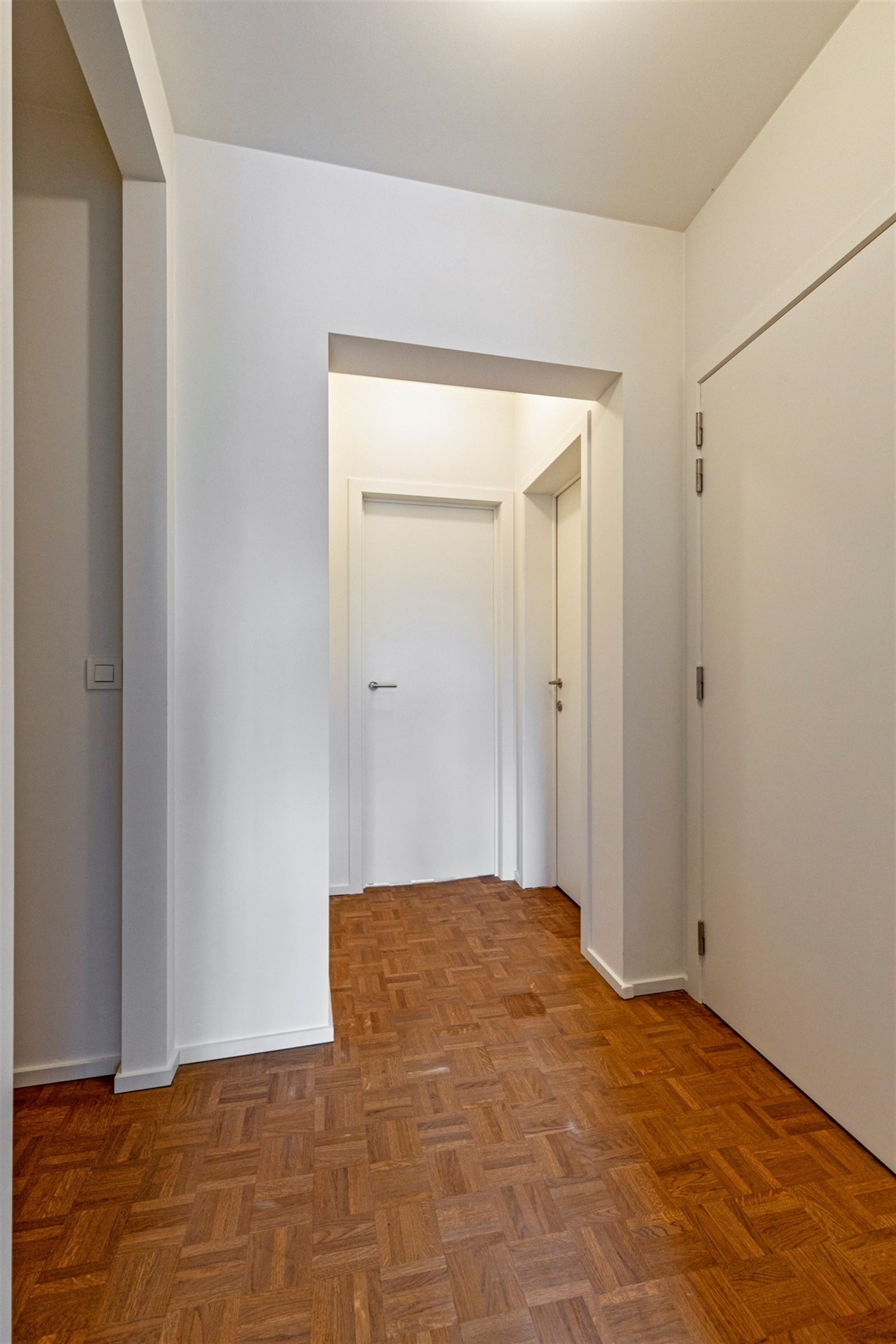 Mortsel: Hoogstaand afgewerkte gemeubeld charme appartement - foto 2