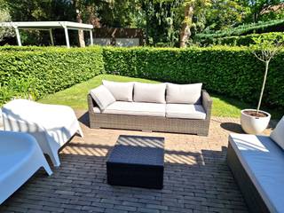 Mooi, ruim appartement met twee slaapkamers, tuin en terras op een topligging in Ronse. Indeling: inkomhal, een lichtrijke leefruimte met...