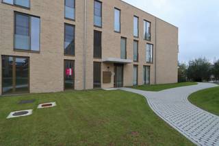 Vlakbij het centrum, het station en de fietssnelweg richting Antwerpen, stuit je op nieuwbouwproject Oscar. In deze verborgen parel is het...