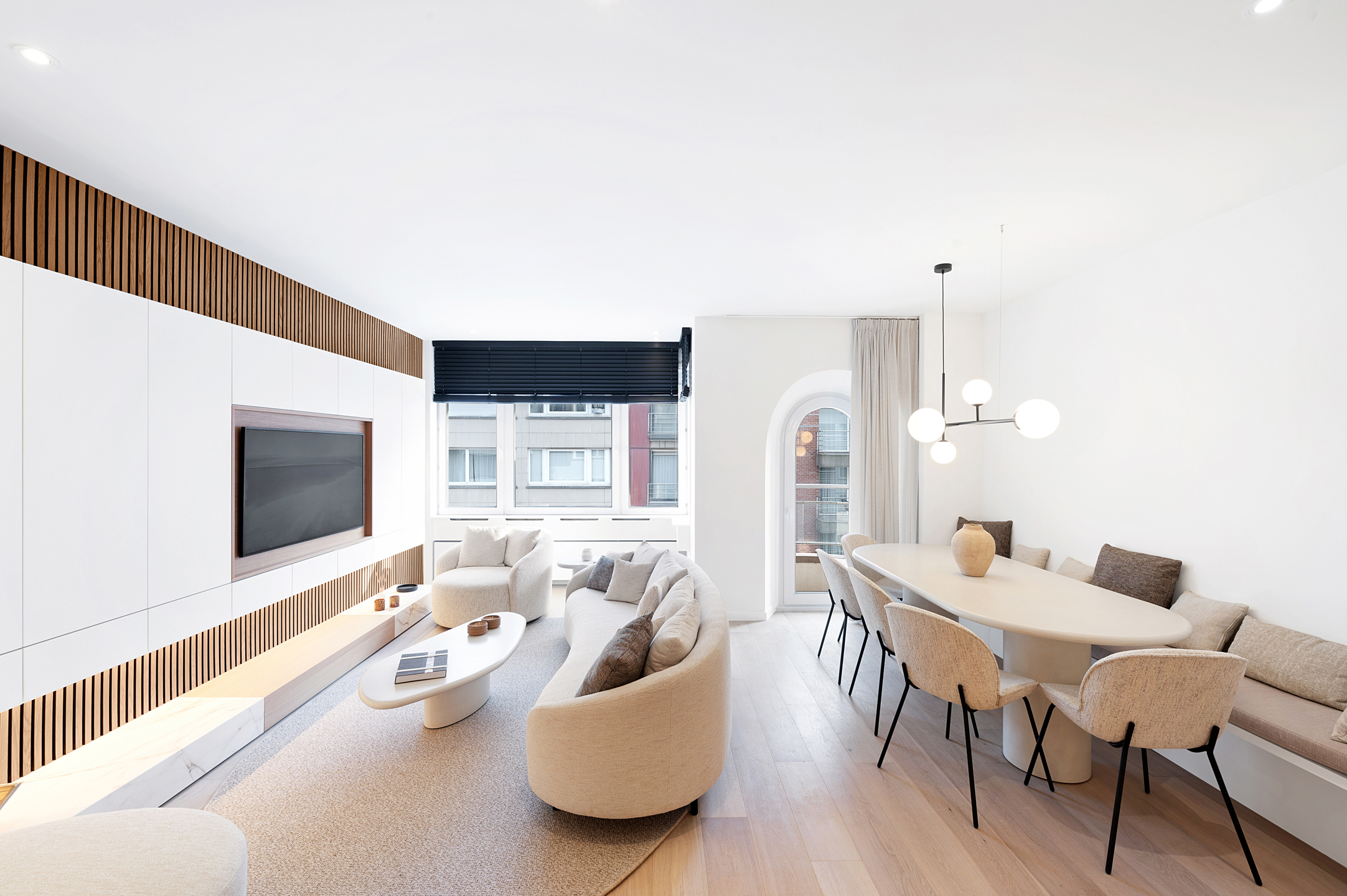 Luxueus gerenoveerd appartement met zicht op Van Bunnenplein - foto 2