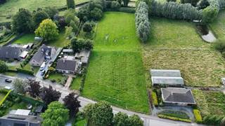 Op deze grond uw droomwoning bouwen?LIGGING:Deze grond is gelegen in een rustige omgeving vlakbij de dorpskern van Landegem.Openbaar vervoer, scholen...