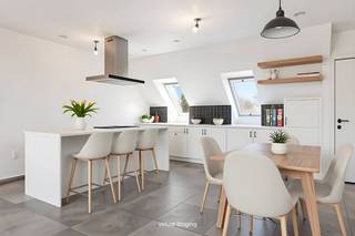 À Kortemark, vous trouverez la Residentie Kronevoorde, une résidence élégante de construction récente composée de trois appartements prêts à...