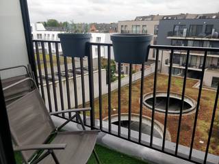 Dit moderne instapklare appartement (bouwjaar 2020 - APP. 3.01 / BUS 0302) is gelegen in hartje Lokeren.Hierbij de grote troeven:🌳 Ruim terras met...