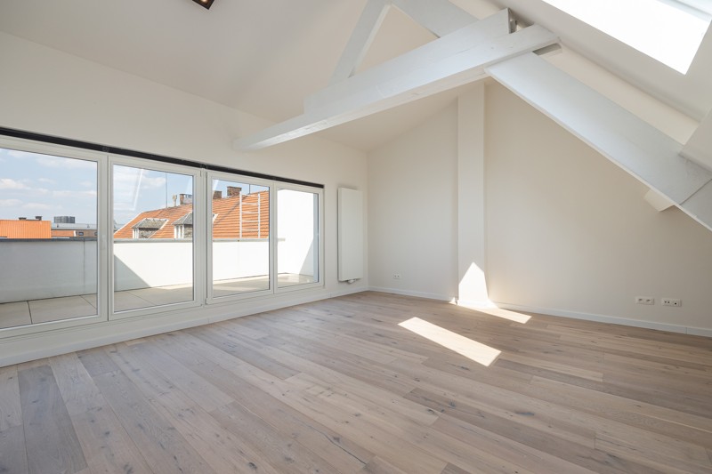 DUPLEX APPARTEMENT MET TERRAS - foto 2