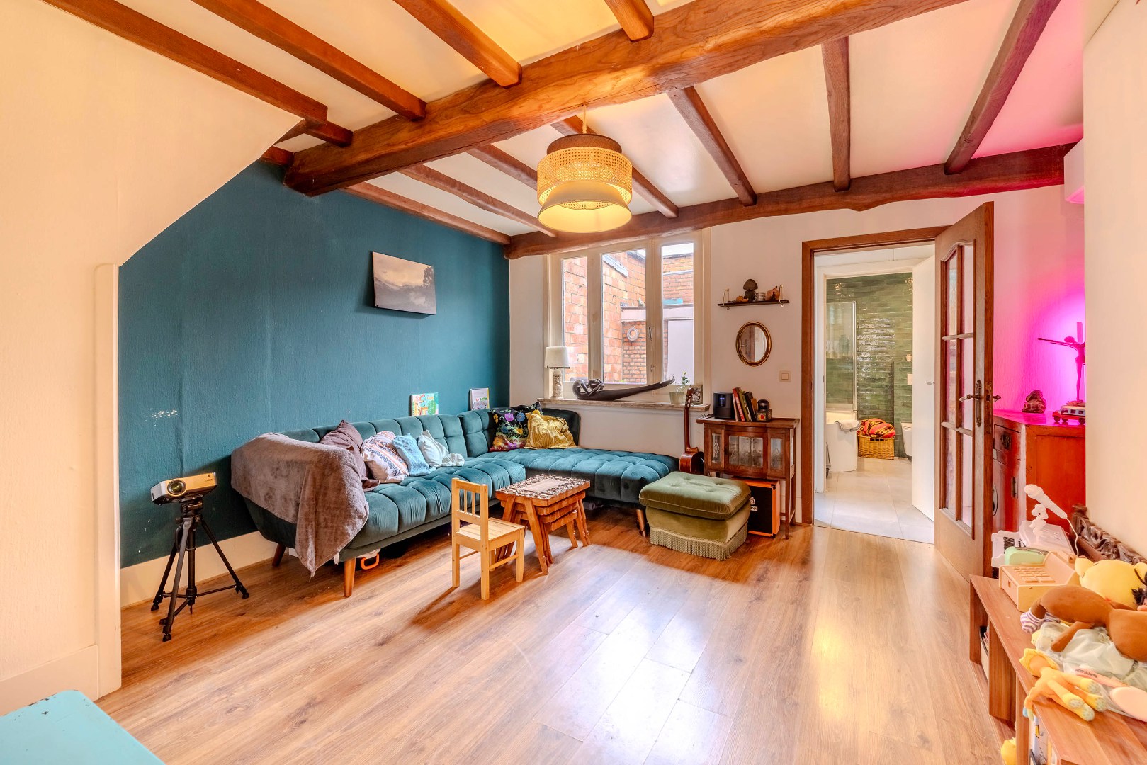 Charmante gezinswoning met 2 tot 3 slpks - foto 3