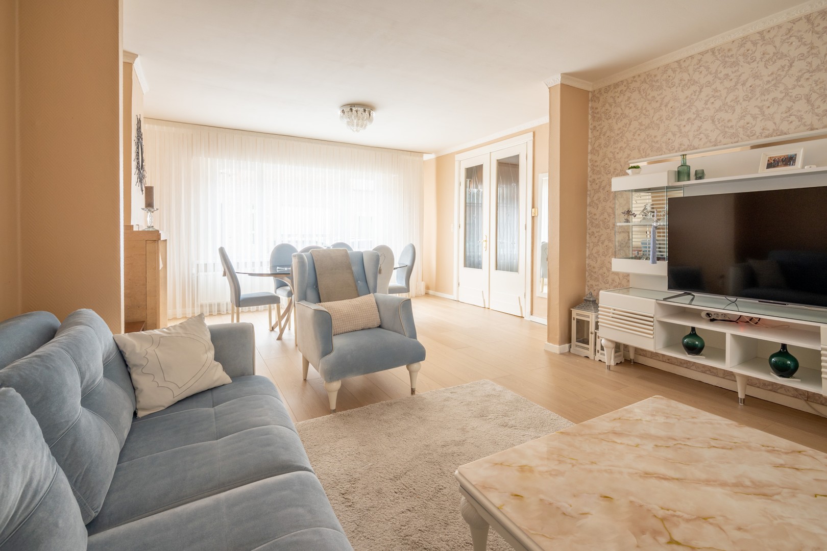 Eengezinswoning met 6 volwaardige slaapkamers - foto 2