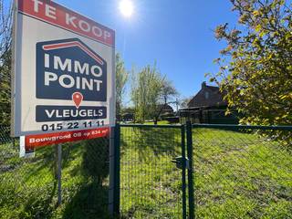 RUSTIG GELEGEN BOUWGROND VOOR OPEN BEBOUWING!Grondoppervlakte: 629 m²Perceelbreedte: 19,63 mOriëntatie: Noord-OostenGeen...