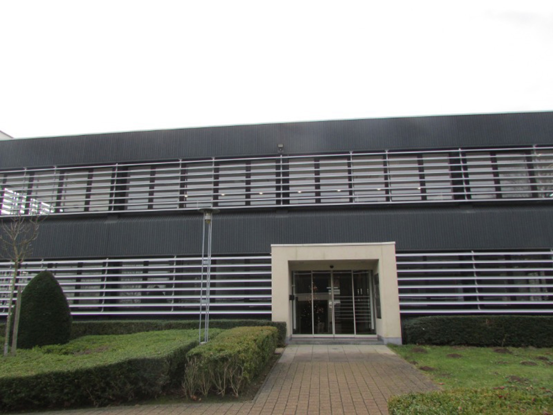 Commercial à louer à Zaventem - photo 2