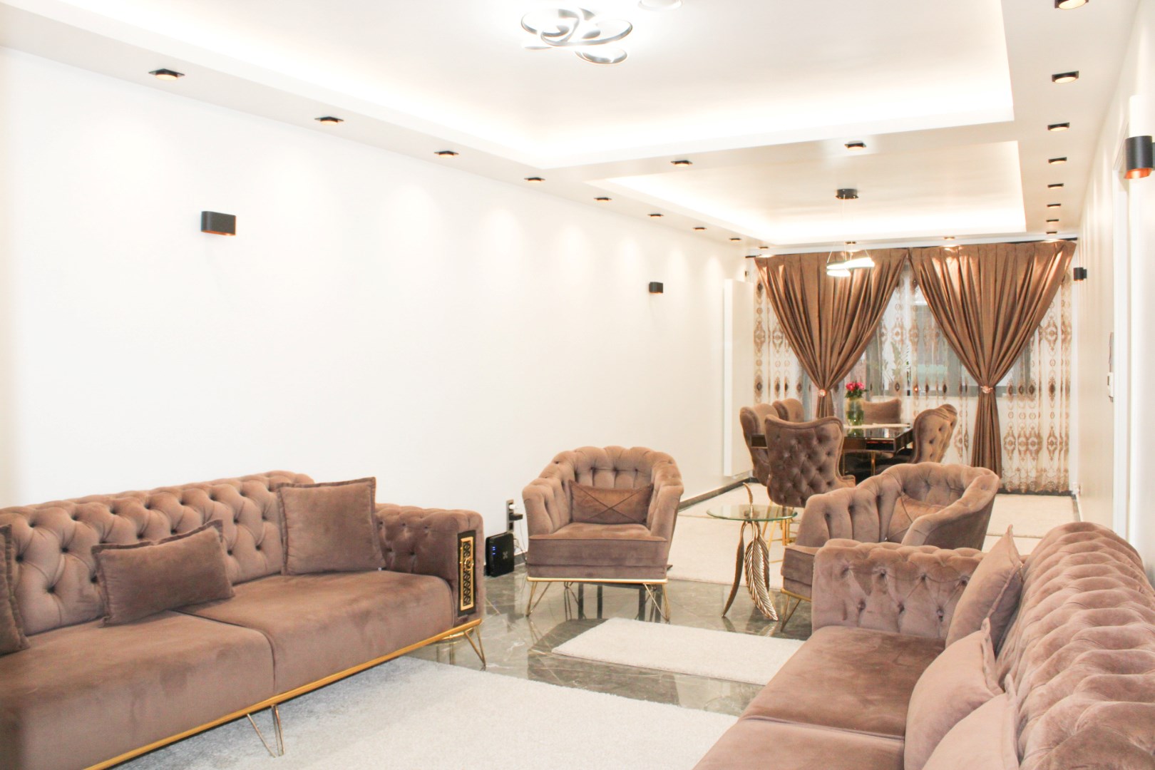 Maison à vendre à Saint-Nicolas avec 5 chambres - photo 4