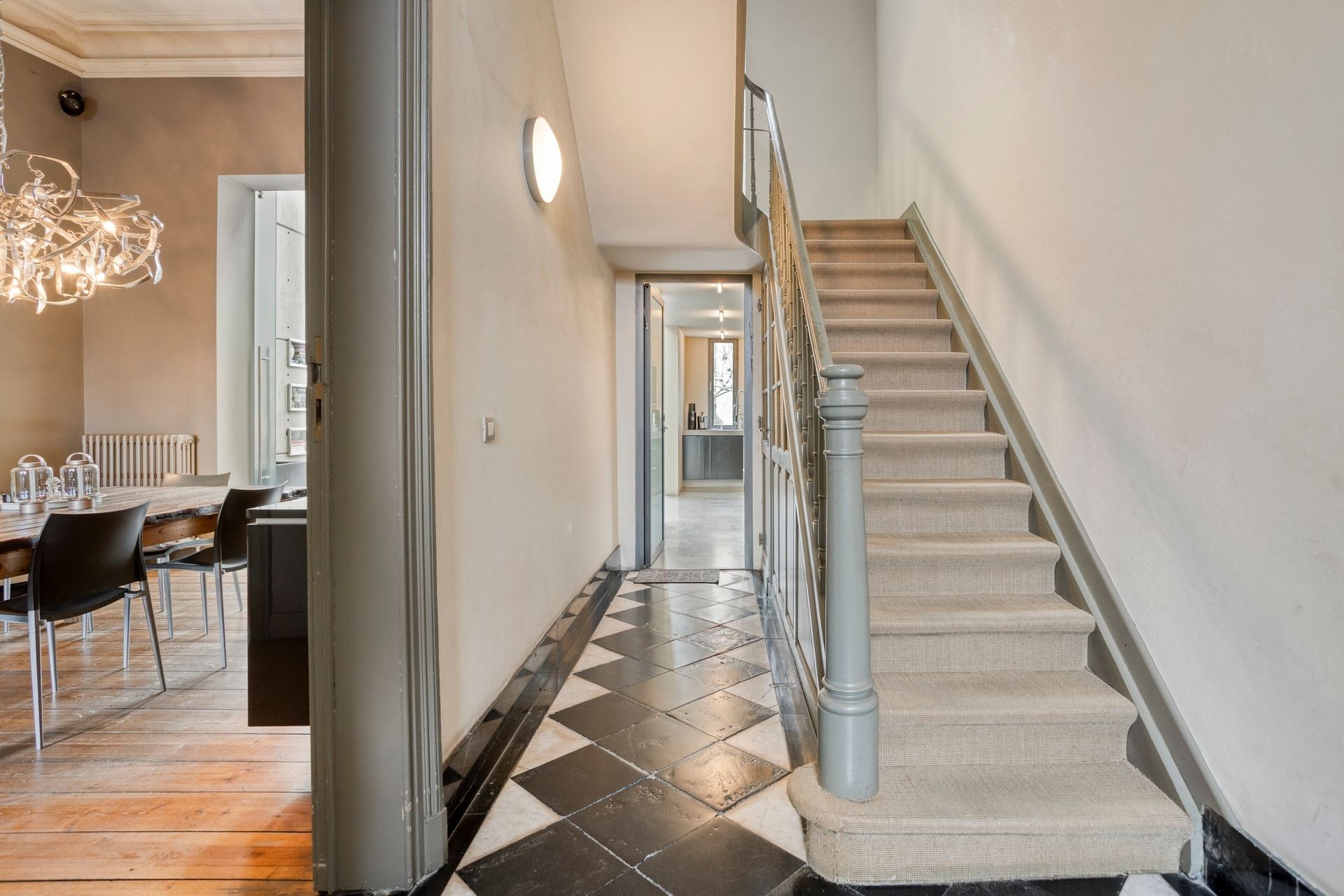 Exceptional Mansion with Wellness in the Heart of Mechelen - photo 2