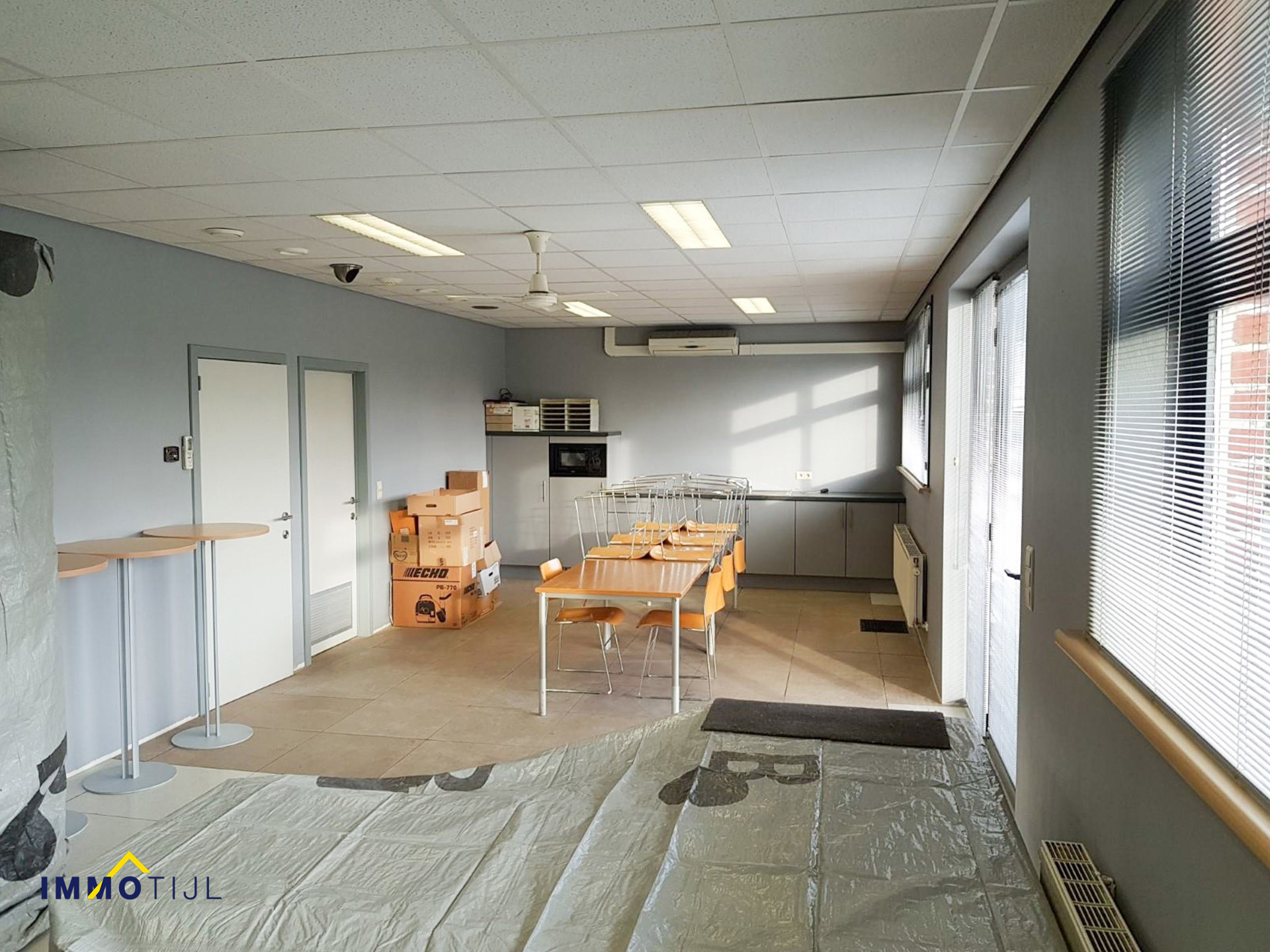 Bureel en magazijn met fexibele indeling te huur. - foto 3